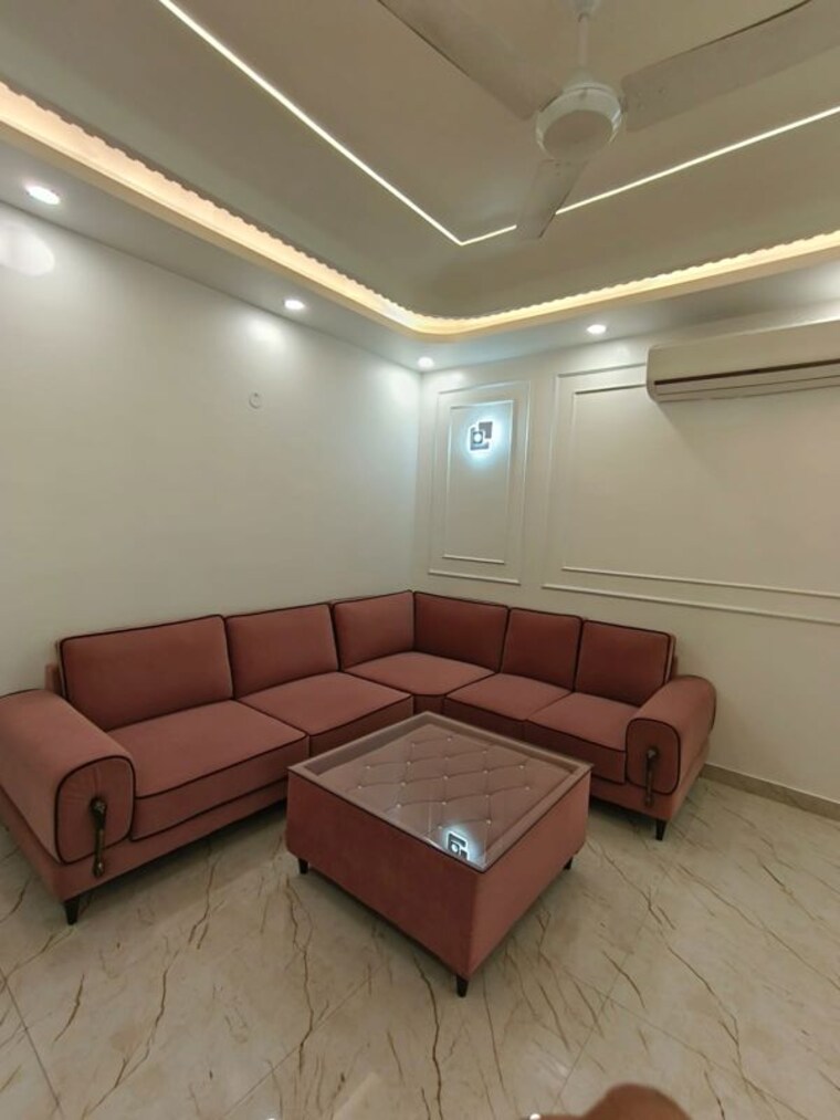 undefined, uday park 3 Bedroom 217 Sq.Yd. Builder Floor In Uday Park Delhi 10451694