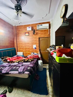 Bedroom in 6+ BHK Independent House at Sector 2c Vasundhara – for Sale