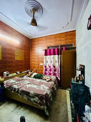 Bedroom in 6+ BHK Independent House at Sector 2c Vasundhara – for Sale