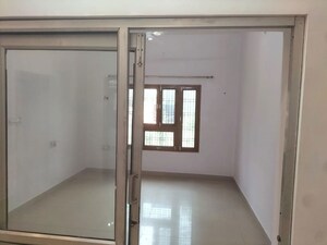 Room in 2 BHK Independent House at Nijampur Malhaur – for Rent