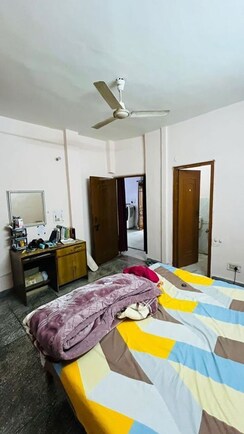 1 BHK Builder Floor For Rent in Sector 23
