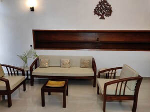 Furnished Amenities in 3 BHK Builder Floor at Jawahar Nagar – for Sale