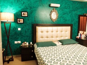 Bedroom in 4 BHK Independent House at Vasundhara Sector 13 – for Sale