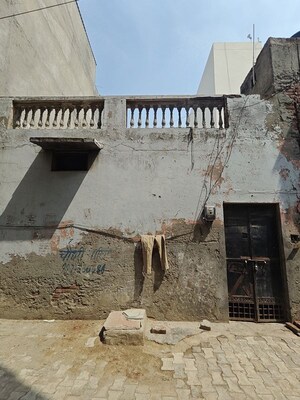 1.5 BHK Independent House – Exterior View View at Shalimar Garden - for Sale