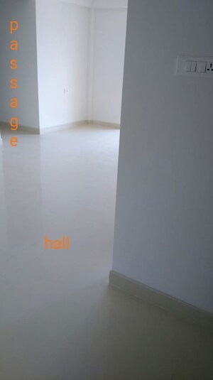 Room in 2 BHK Apartment at Lodha Splendora, Ghodbunder Road – for Rent