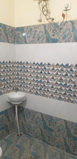 Bathroom in 4 BHK Independent House at Guru Teg Bahadur Nagar – for Sale