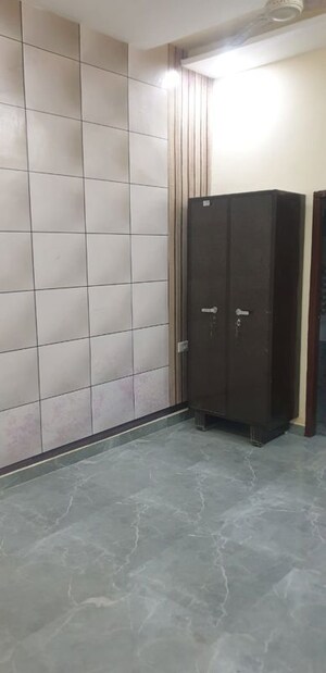 Building Lobby in 4 BHK Independent House at Guru Teg Bahadur Nagar – for Sale