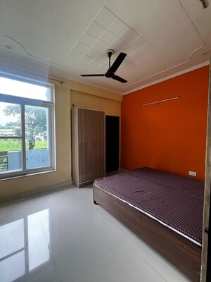 Room in 3 BHK Builder Floor at Aman Vihar – for Rent