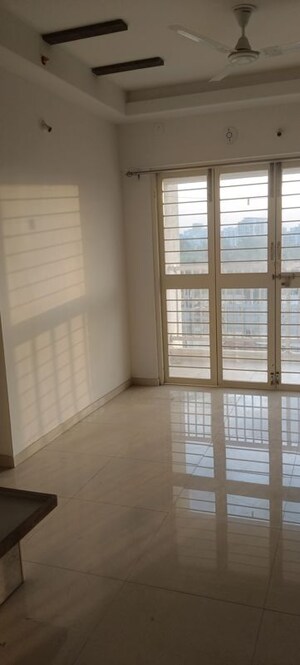 Room in 2 BHK Apartment at Goel Ganga Altus, Kharadi – for Rent