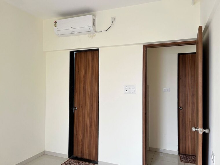 Room, kolte-patil-life-republic-oro-avenue 2 Bedroom 650 Sq.Ft. Apartment In Hinjewadi Pune 10451796
