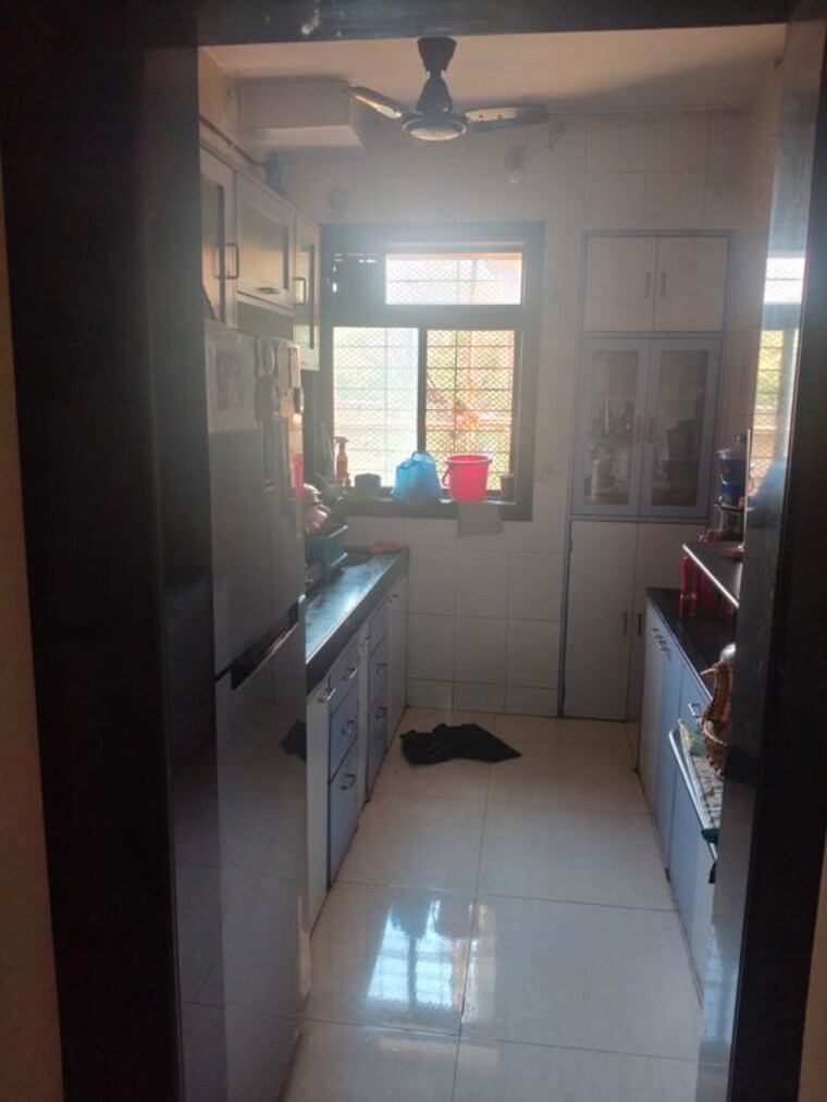 Bathroom, girikunj-chs 2 Bedroom 650 Sq.Ft. Apartment In Ghodbunder Road Thane 10451784