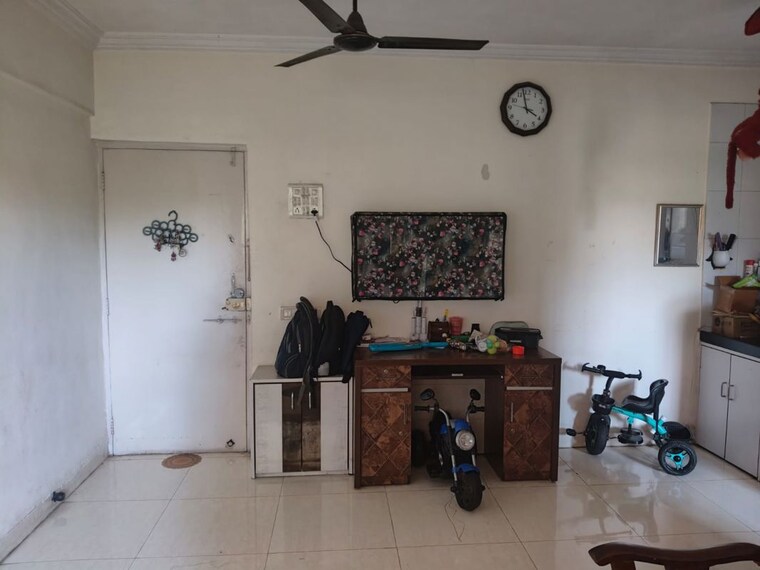 Living Room, girikunj-chs 2 Bedroom 650 Sq.Ft. Apartment In Ghodbunder Road Thane 10451784