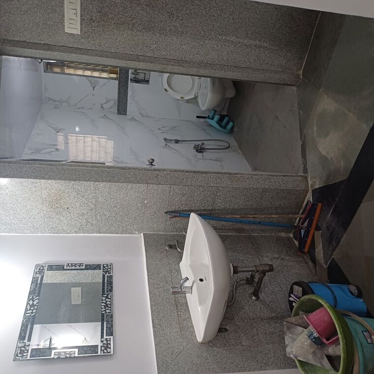 Bathroom, mahim west 1 Bedroom 700 Sq.Ft. Apartment In Mahim West Mumbai 10451746