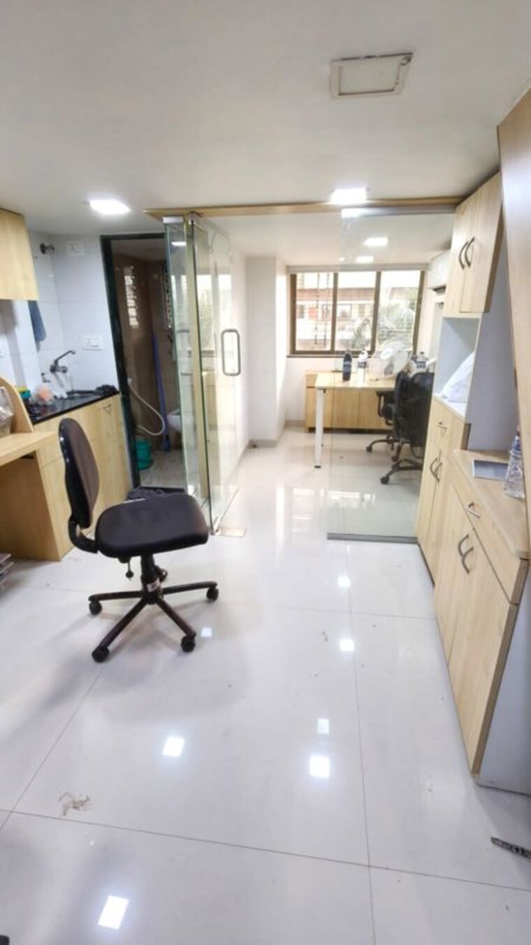 Team Area, ijmima-complex Commercial Office Space 200 Sq.Ft. In Malad West Mumbai 10451805