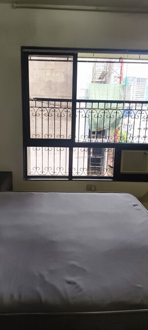 1 BHK Apartment For Rent in Lokhandwala Residency, Worli
