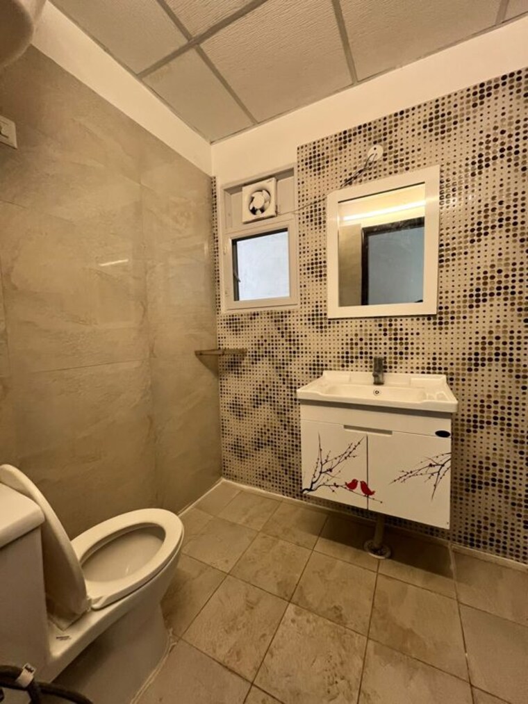 Bathroom, elite-golf-green 3 Bedroom 1657 Sq.Ft. Apartment In Sector 79 Noida 10451811