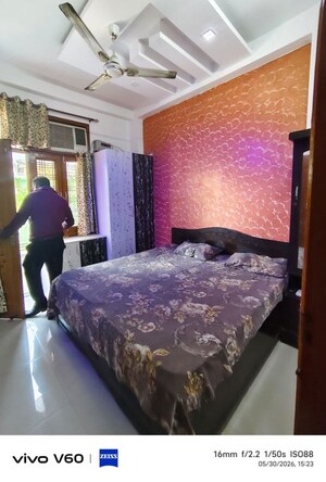 Bedroom in 1 BHK Builder Floor at Vasundhara Sector 1 – for Sale