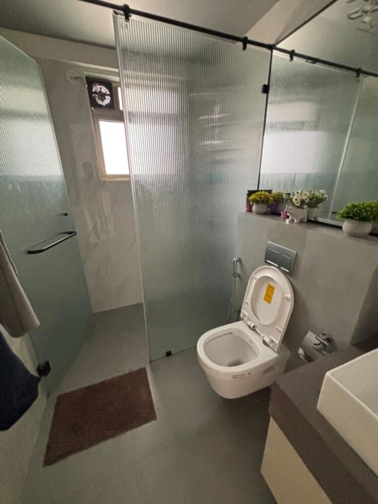 Bathroom, raj-infinia 4 Bedroom 2200 Sq.Ft. Apartment In Malad West Mumbai 10451827