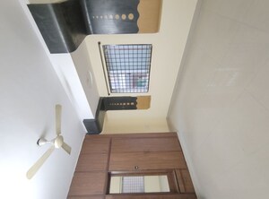 Room in 2 BHK Builder Floor at Hsr Layout – for Rent