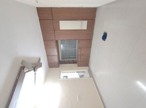 Room in 2 BHK Builder Floor at Hsr Layout – for Rent