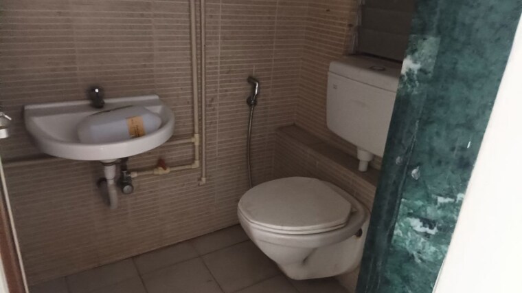 Bathroom, db-orchid-ozone 2 Bedroom 875 Sq.Ft. Apartment In Dahisar East Mumbai 10451833