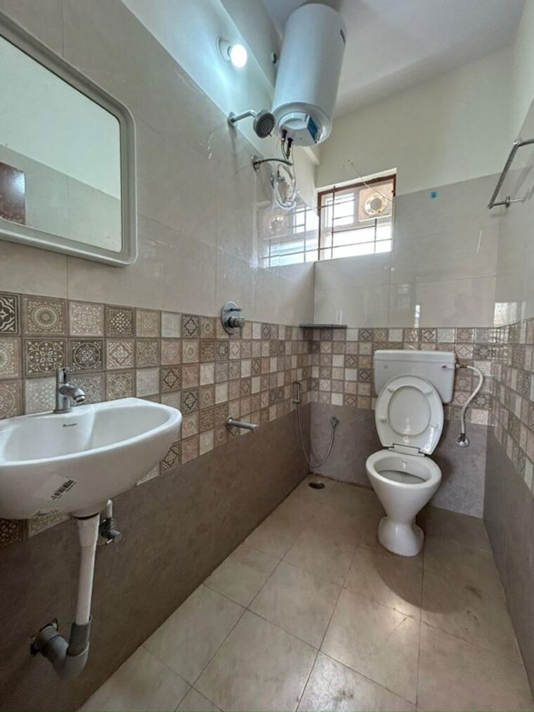 Bathroom, mahaveer-ranches 1 Bedroom 650 Sq.Ft. Apartment In Hosa Road Bangalore 10451843