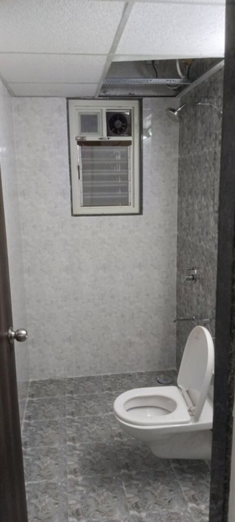Bathroom, goel-ganga-altus 2 Bedroom 740 Sq.Ft. Apartment In Kharadi Pune 10451807