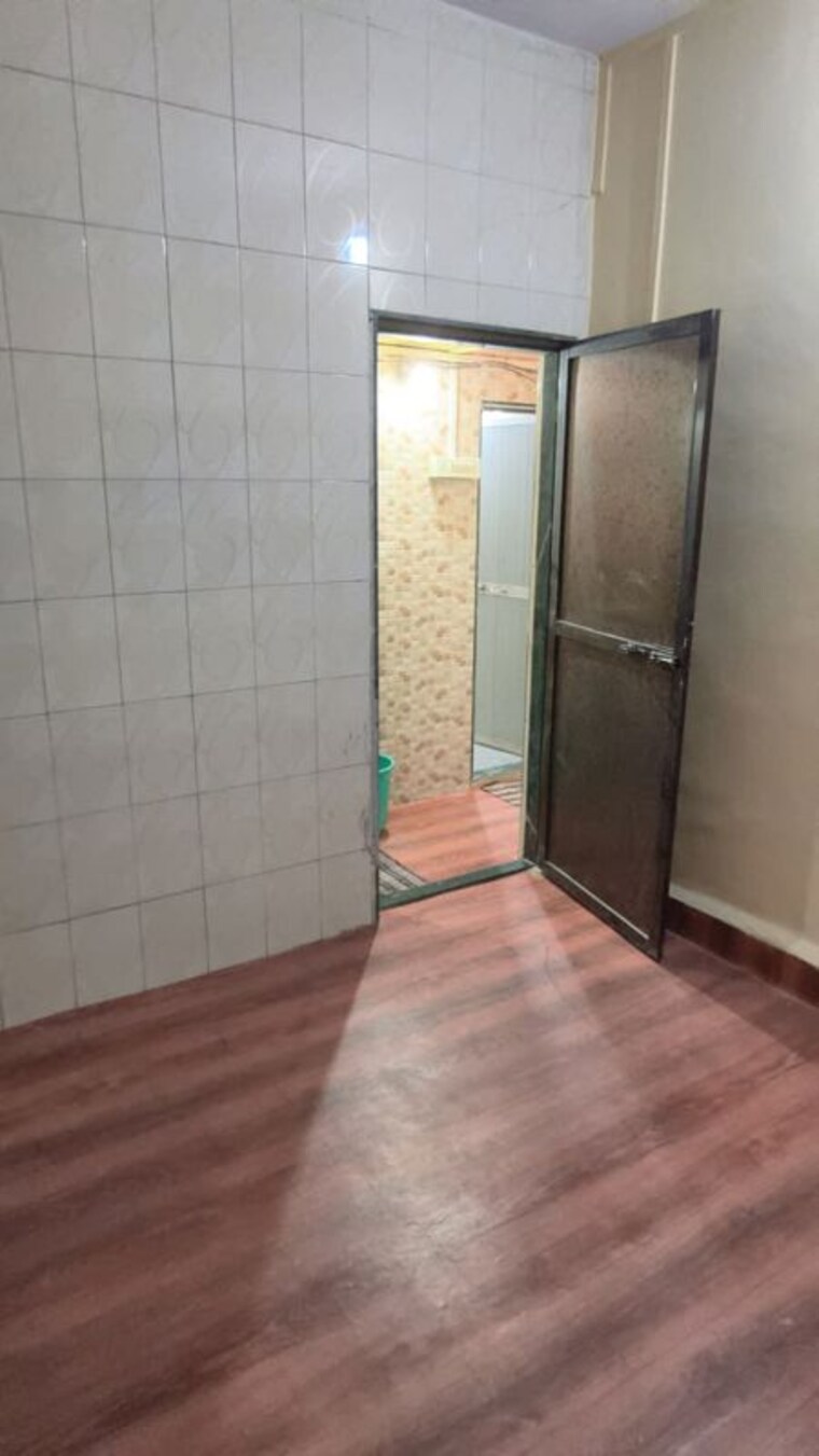 Bathroom, lok-puram 1 Bedroom 565 Sq.Ft. Apartment In Vasant Vihar Thane 10451850