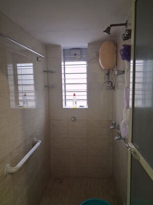 Building Lobby in 2 BHK Apartment at Suyog Apartments Dahisar West, Dahisar West – for Rent