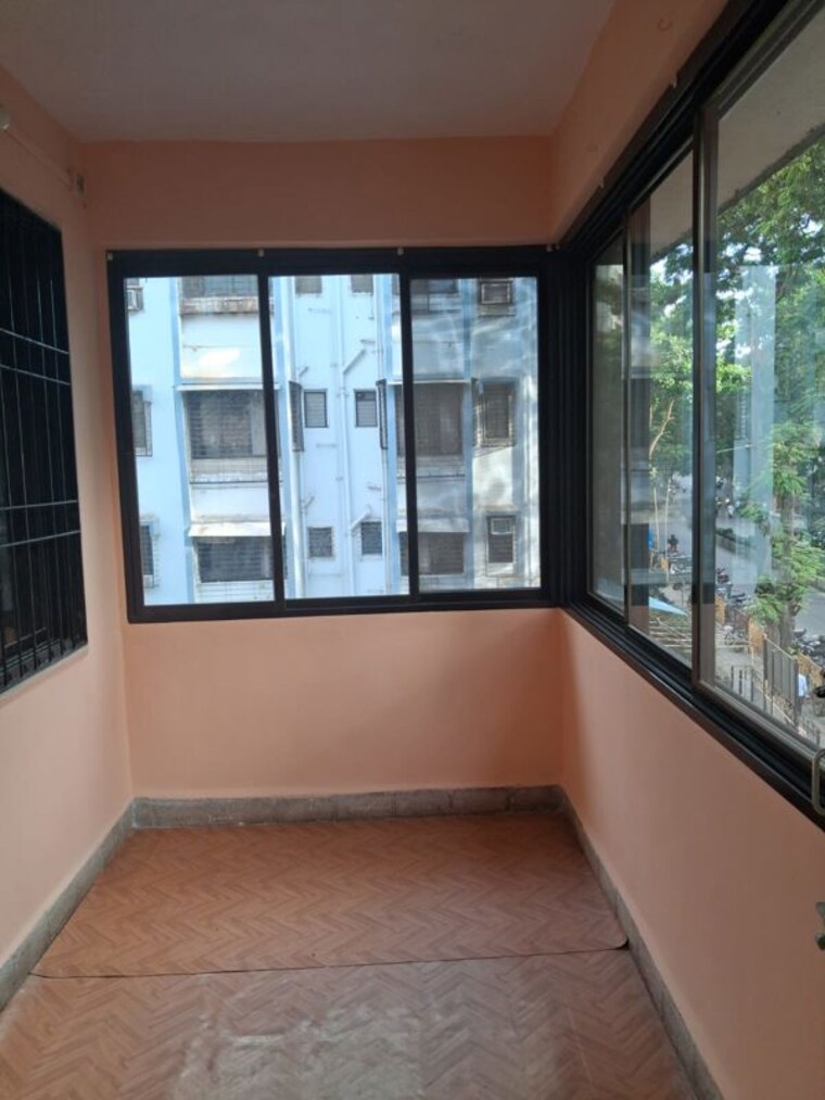 Balcony, suyog-apartments-dahisar-west 2 Bedroom 700 Sq.Ft. Apartment In Dahisar West Mumbai 10451858