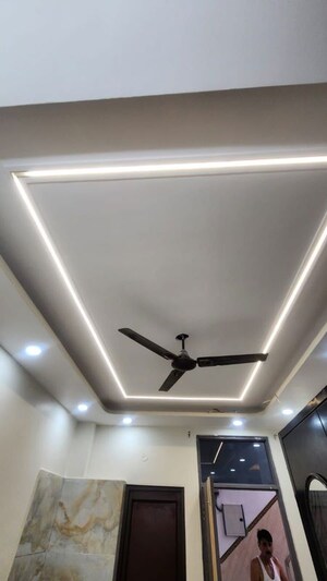 Furnished Amenities in 2 BHK Independent House at RWA Apartments Sector 27, Sector 27 – for Rent