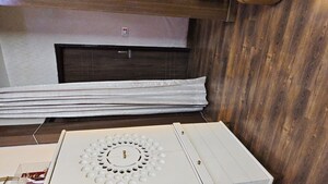 Furnished Amenities in 3 BHK Builder Floor at Raj Nagar Sector 9 – for Sale