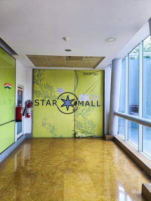 Room in  Shop at Sector 30 – for Sale