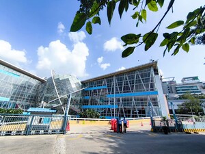  Shop – Exterior View View at Sector 30 - for Sale