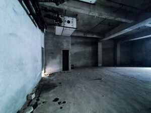   Shop at Sector 30 – for Sale