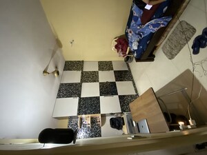 Room in 3 BHK Apartment at Okalipuram – for Sale