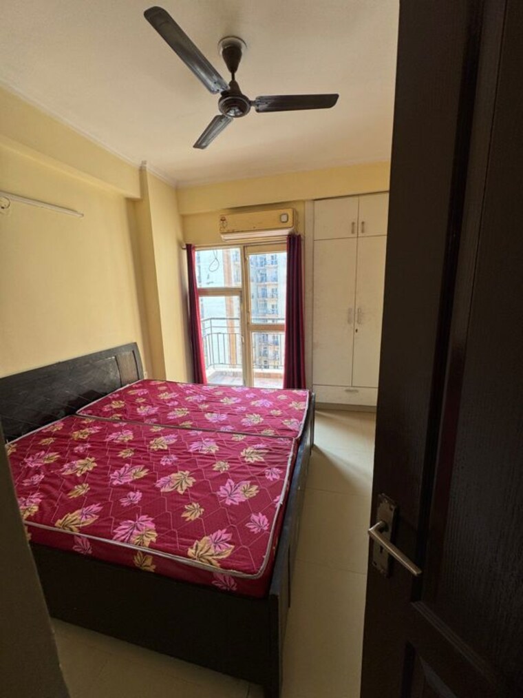 Bedroom, aims-golf-city 2 Bedroom 950 Sq.Ft. Apartment In Sector 75 Noida 10451994