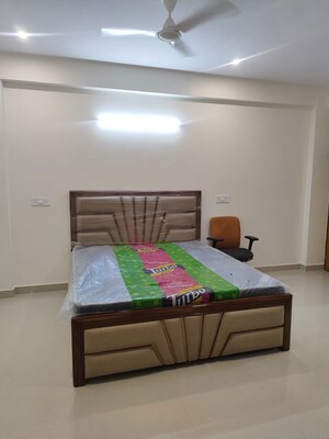 1 BHK Independent House For Rent in RWA Apartments Sector 19, Sector 19