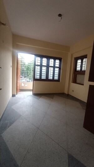 2 BHK Apartment For Rent in Mithapur