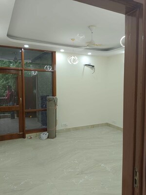 Living Room in 2 BHK Builder Floor at Amar Colony – for Rent