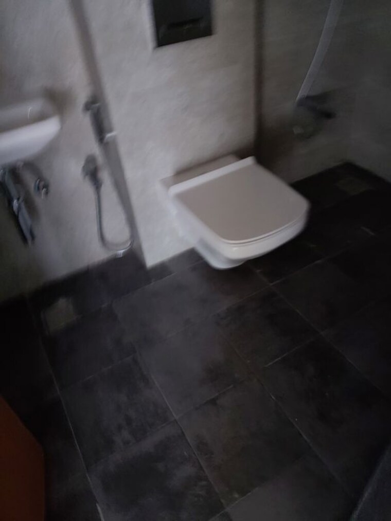 Bathroom, naman-habitat 2 Bedroom 800 Sq.Ft. Apartment In Andheri West Mumbai 10452010