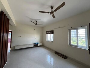 Room in 2 BHK Apartment at Qutubullapur – for Sale