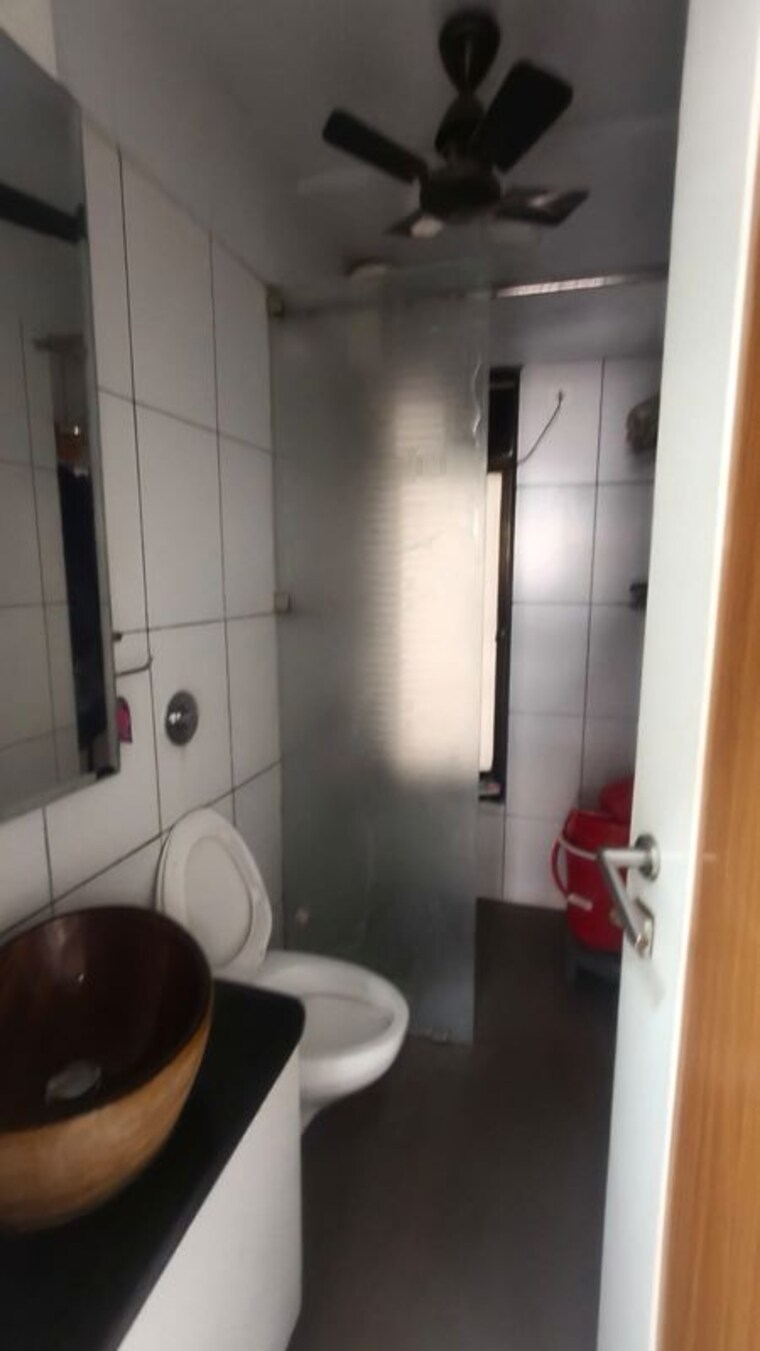Bathroom, neptune-living-point-phase-2-flying-kite 2 Bedroom 686 Sq.Ft. Apartment In Bhandup West Mumbai 10452022