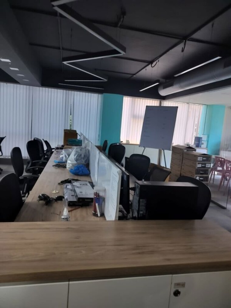 Common Area, shri-senapati-bapat-chs Commercial Office Space 2420 Sq.Ft. In Senapati Bapat Road Pune 10452023