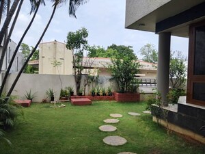 4 BHK Independent House – Garden View at Banjara Hills - for Rent