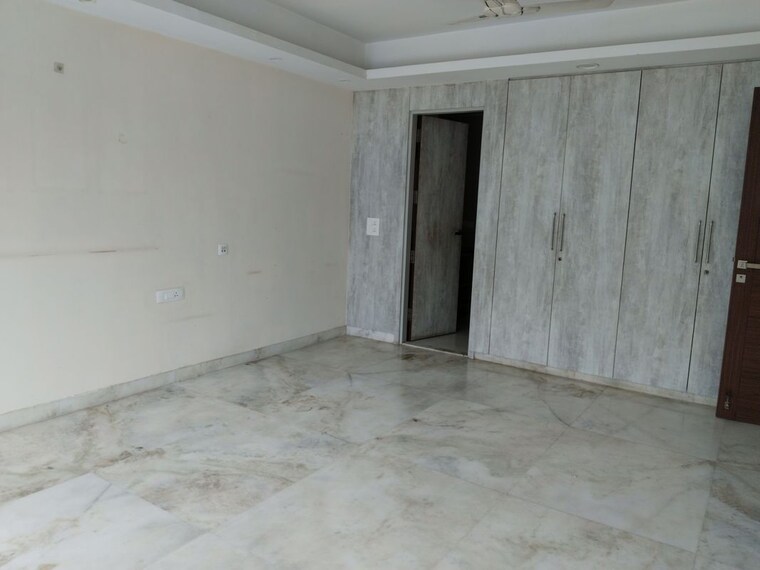 Room, jasola vihar 4 Bedroom 3000 Sq.Ft. Builder Floor In Jasola Vihar Delhi 10439325