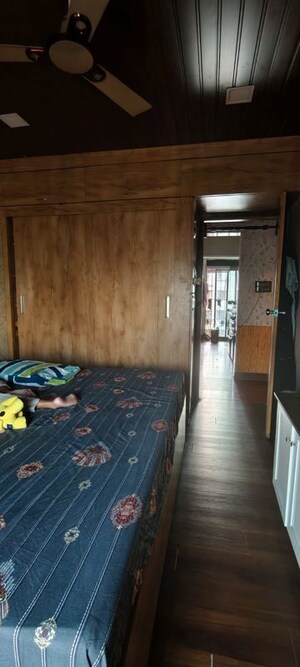 Building Lobby in 2 BHK Apartment at Tharwani Rosewood Heights, Kharghar Sector 10 – for Sale