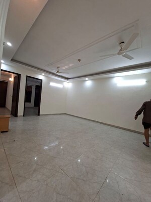 3 BHK Builder Floor For Rent in Chattarpur