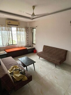 2 BHK + Extra Room Apartment For Rent in Juhu