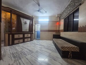 3 BHK Apartment For Rent in Topiwala CHS, Goregaon West